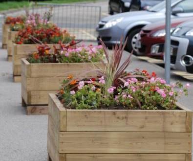 http://www.pendlewood.com/watermark.php?image=planter_box3_916.jpg